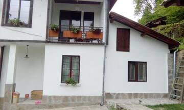 Фото номера Дом с 3 спальнями Дома для отпуска Diva Guest House г. Skandaloto 115
