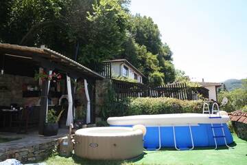 Фото номера Дом с 3 спальнями Дома для отпуска Diva Guest House г. Skandaloto 125