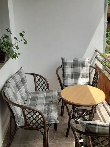 Фото номера Дом с 3 спальнями Дома для отпуска Diva Guest House г. Skandaloto 7